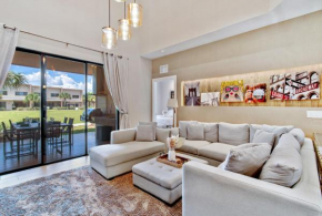 Unique Magic Village Villa just half miles to Disney